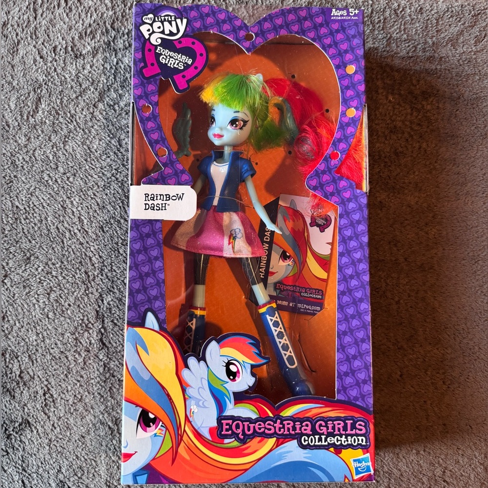MLP Equestria Girls Rainbow Dash